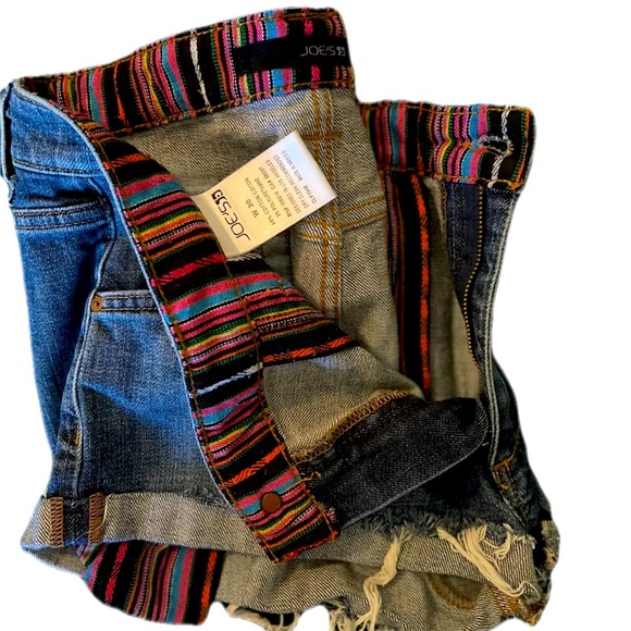 Joe’s jean shorts size 30 - Picture 3 of 3